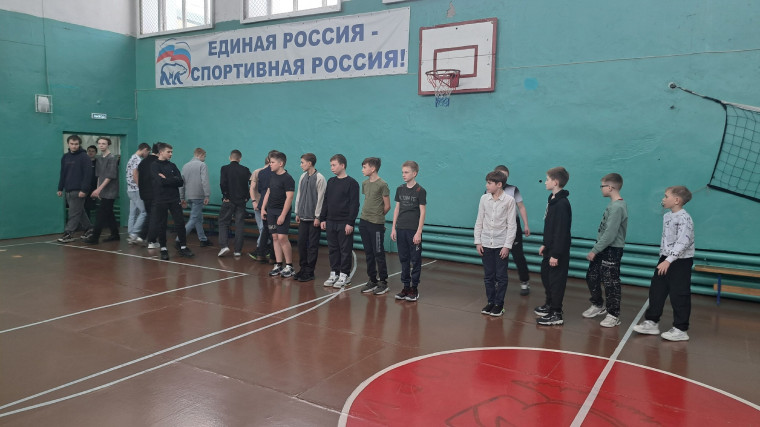 Военное троеборье «Армейские будни».